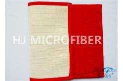 China Red Fluffy Eco-Friendly Microfiber Mat Highly Absorbent With Interior Foam supplier