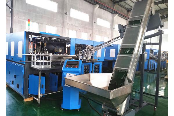 Full Automatic Pet Bottle Blowing Machine Capacity 4800BPH - 5500BPH Low Noise