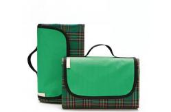 China 600D Oxford Fabric Camping Picnic Blanket With Thick Waterproof PVC Backing supplier