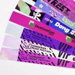 China Party Concert Promotional Items Customizable Golden Star Glitter Holographic Bracelets factory
