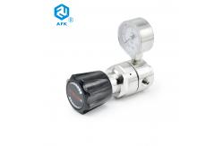 China CE Adjustable Pressure Reducing Valve Nitrogen Air Pressure Regulator With Gauge supplier