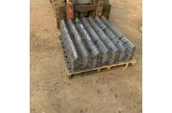 China Short Version Galvanized Angle Steel With Holes Of Customize supplier