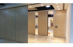 China Conference Room Folding Operable Partition Walls Aluminum Hanging Suspension System supplier