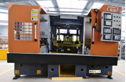 China High efficiency low consumption Four Station Rotary Table Special Boring Milling Machine supplier
