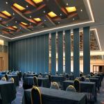 Conference Room Sound Proof Operable Partition Walls Fabric Finished Color Customized for sale