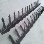 Galvanized AISI430 AISI304 Anti Climb Razor Spikes 64-100mm Length for sale