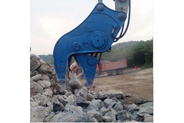 Rotating Hydraulic Concrete Pulveriser Hitachi ZX200 Excavator Concrete Muncher