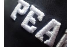 China 100% Cotton Fashional Custom Embroidered Patches For Clothes / Luggage supplier