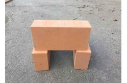 China Light Weight Insulating Refractory fireclay Brick / Red Kilns Fire Resistant Bricks supplier