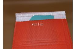 China Eco - Friendly 9x12 Poly Mailers PE Film Material With Air Bubble Linings supplier
