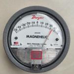 Dwyer 2300-100PA Series 2000 Differential Pressure Gage Holly Material for sale