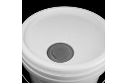 China ISO9001 Certification 20 Ltr Lubricant Bucket With Spout Lid supplier
