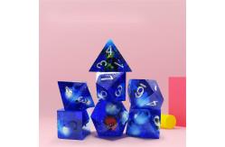 China Blue Crystal Skull Resin Boarding Dice Set Dragon and Dungeon supplier