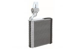 China Venttech Parallel Steam Condenser Microchannel Heat Exchanger High Precision supplier