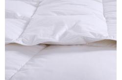 China Fiber Mixed 15% 300g/M2 Duck And Down Duvet supplier