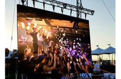 China P3.91 Outside Gathering High Brightness LED Film Screen Quick Assembly supplier