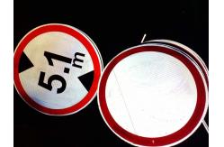 China Road Sign Traffic Safety Sign Board with Customized Reflective Sheeting Material supplier