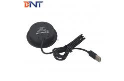 China Built In Desk Usb Charger Fast Charging Wireless Charger For Iphone supplier
