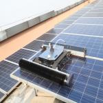 Innovative Lithium Battery-Powered Solar Panel Cleaning Robot with Anti-Falling Sensor for sale