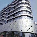 PVDF Solid Aluminum Facade Panels Polyester Powder Coated 2000x4000mm