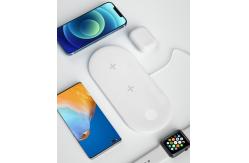 China Ultra Thin Multipurpose 7.5 W Wireless Charger Lightweight 3 In 1 supplier