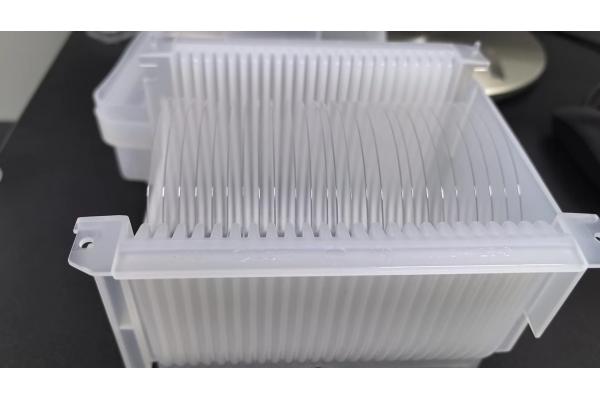 Thermal Conductivity C-plane 0001 Sapphire Wafer Al2O3 Substrate For Infrared Window