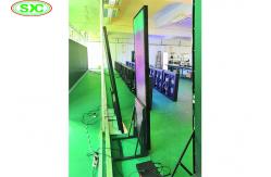 China Superthin Poster P3 Outdoor Led Advertising Screens Vertical Standing Constant Drive supplier
