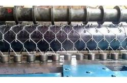 China Hillside Hexagonal Gi Wire Net Making Machine With CE  Approval supplier