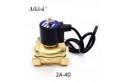 China Normally Closed 1.5  Inch Special Water Solenoid Valve 220 Volt supplier