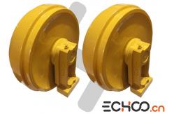 China D5K Yellow Dozer Undercarriage Parts , 50Mn Front Idler Assy Crack Resisrant supplier