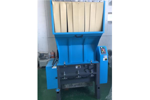 LLDPE Plastic Grinder Machine For Rotomolding Products, Etc.