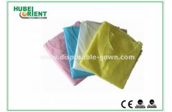 China Non Irritating PP PE Disposable Medical Isolation Gown With Elastic Wrist supplier