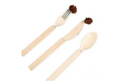 China 17cm Eco Friendly Disposable Bamboo Cutlery Biodegradable Wooden Picnic Forks supplier