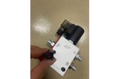 China 24V Quick Coupler Solenoid Valve For Kobelco SK330 Excavator supplier
