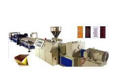 China Multilayers WPC Plastic Board Extrusion Line Fully Automatic 350 - 400 Kg / H supplier