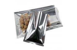 China Convenient Handle Feature Vacuum Packaging Pouch For Food Preservation supplier