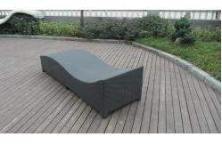 China Army Green Rattan Sun Lounger With White Cushion And Aluminum Frame supplier