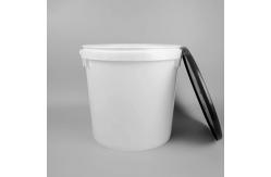 China Sturdy Plastic Painting Container with Pouring Spout supplier