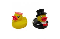 China Decorations Yellow Floating Duck Toy / Floating Rubber Ducks Phthalate Free supplier