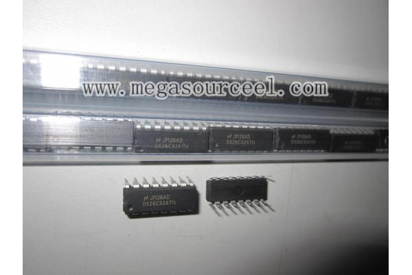 Integrated Circuit Chip DS26C32ATN - National Semiconductor - Quad Differential Line Receiver