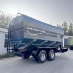 Agricultural Grain Transport Truck Dual Axis 28 Cubic Meters Vehicle for sale