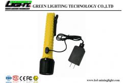 China Low Battery Indication Explosion Proof Torch Light , Rechargeable Torch Light supplier