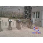 SUS316 Stand Swing Barrier Gate With Time Attendance Anti Collision Function for sale