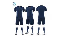 China High-Performance Custom Team Jersey Dynamic Soccer Kits with Moisture-Wicking Technology supplier