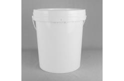 China Red Plastic Paint Bucket with Handle and Leakproof Design supplier