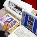 Vinyl Sticker Mobile Skin Cutting Machine Plotter Custom With Skin Design Software for sale
