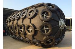 China Marine Floating Rubber Fender Inflatable Pneumatic Natural Rubber Ship Fenders supplier