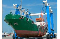 China Odm 10 Tons To 1000 Tons Mobile Boat Hoist Crane supplier