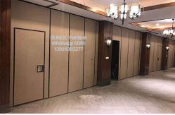 China Mobile Acoustic Meeting Room Partitions With Aluminum Hanging Suspension System supplier
