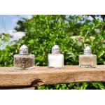 17ml Capacity Shaker Set with Glass Vessels and Metal Lids - Perfect for Seasoning Your Dishes for sale